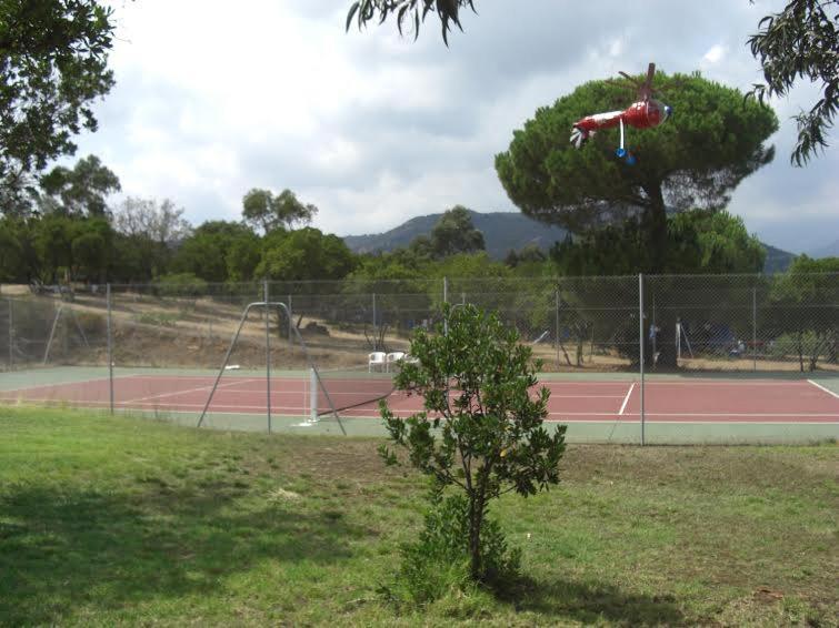 Camping California Pinarellu Exteriör bild